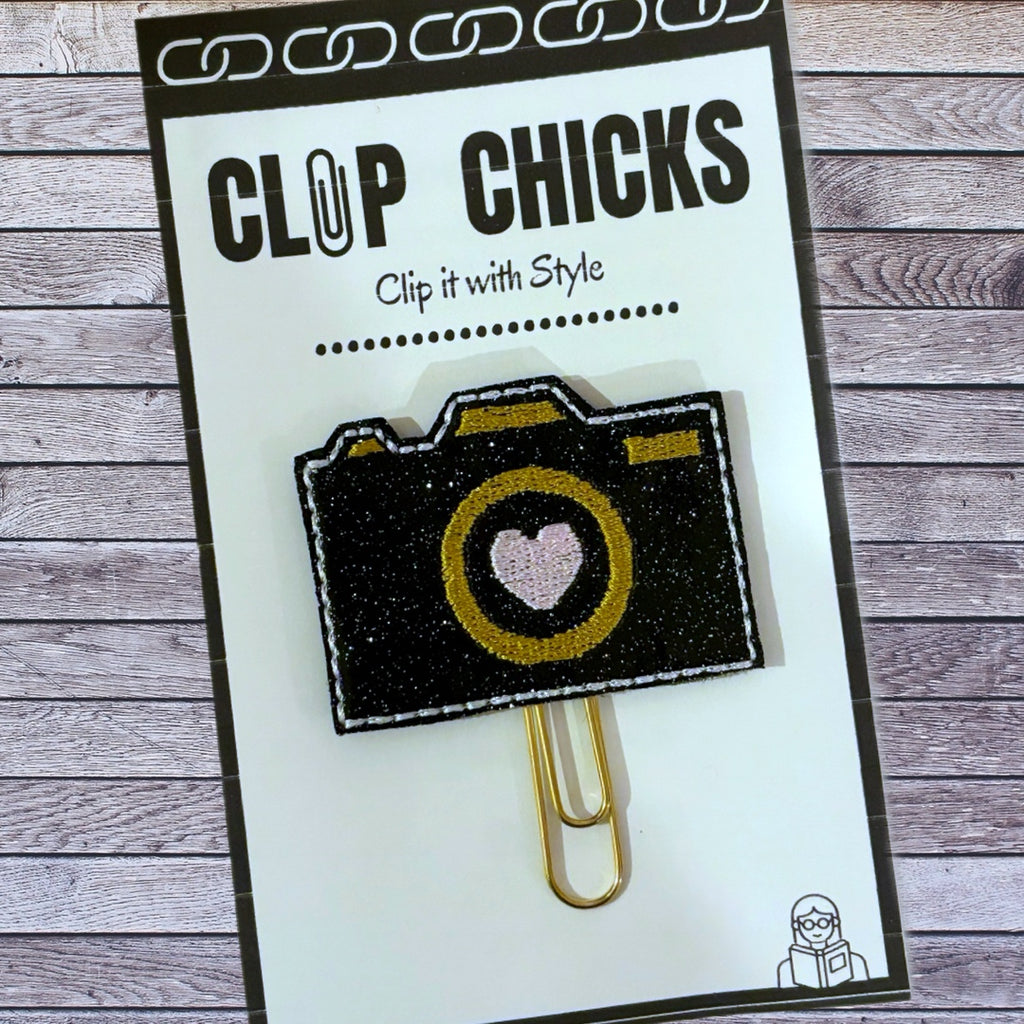 Clip Chicks' Camera novelty paper clip is shown in its package.