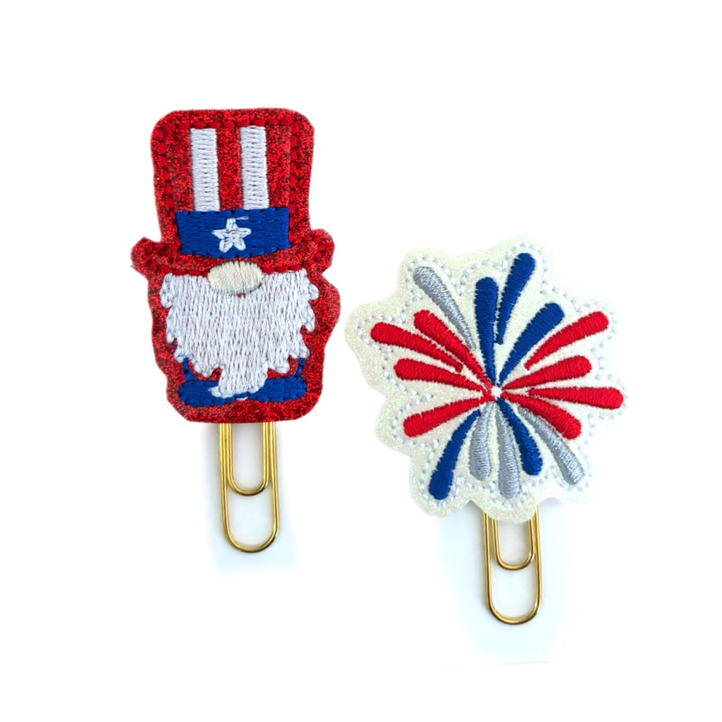 Clip Chicks Patriotic Duo of an Uncle Sam paper clip and a Red, White and Blue Firework Burst paper clip makes a great 4th of July gift. Great to use to mark pages in your books, journals, planners, cookbooks and great summertime fun.