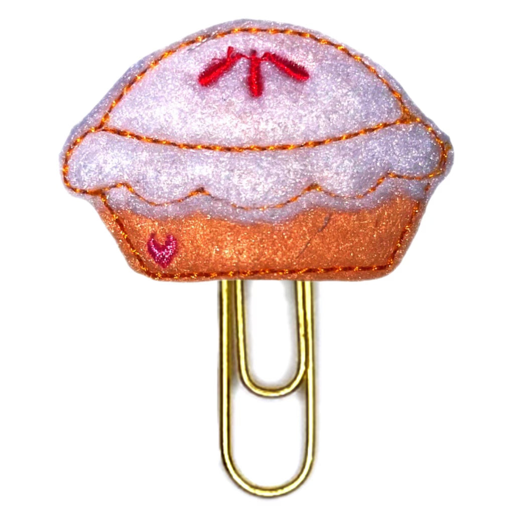 Apple pie novelty paper clip made from felt.