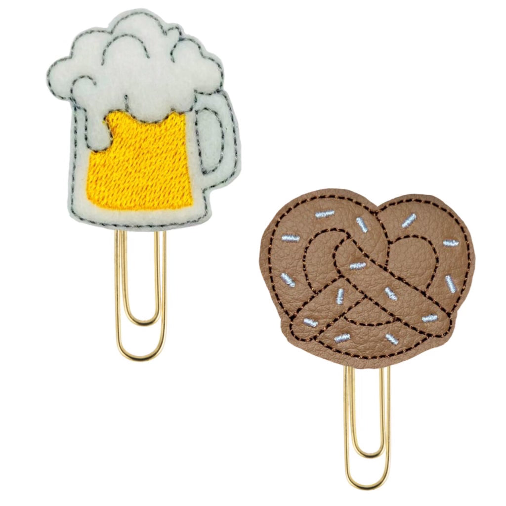 Beer and Pretzel set of novelty paper clips.