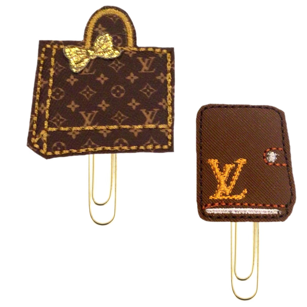 LV-inspired set of two paper clips.